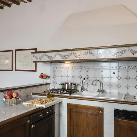 Agostoli Lantgård Siena